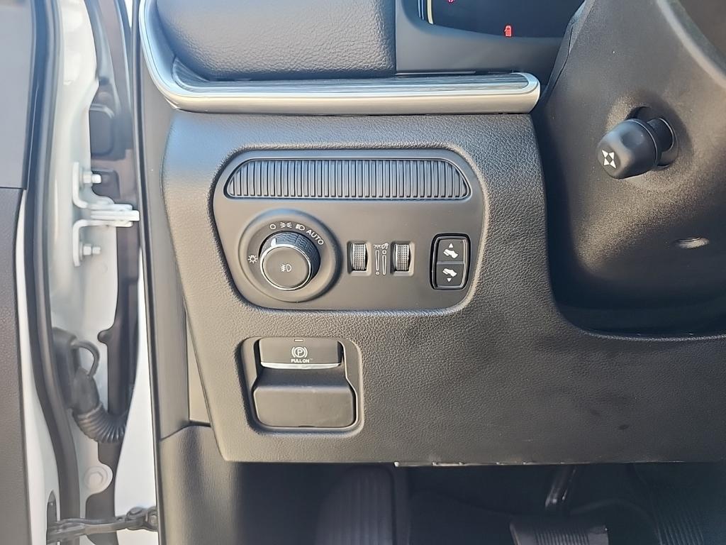 used 2024 Jeep Wagoneer L car, priced at $61,997