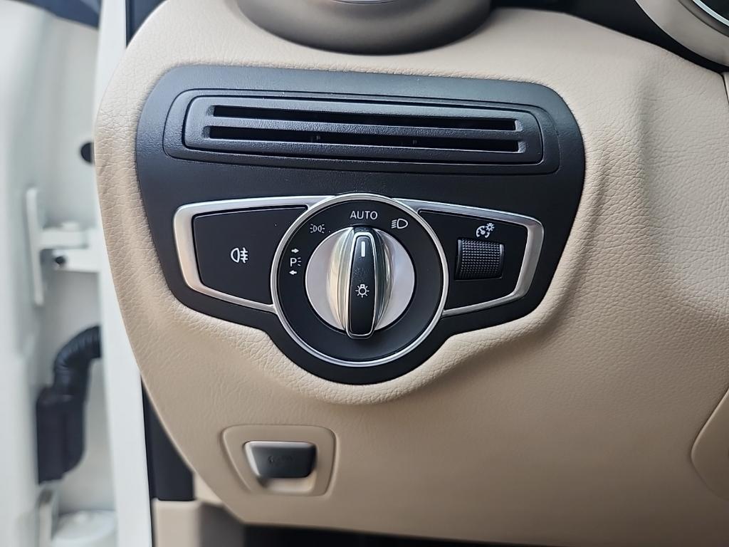 used 2019 Mercedes-Benz GLC 300 car, priced at $21,989