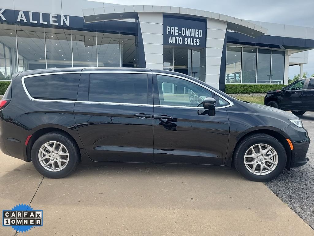 used 2025 Chrysler Pacifica car, priced at $34,997