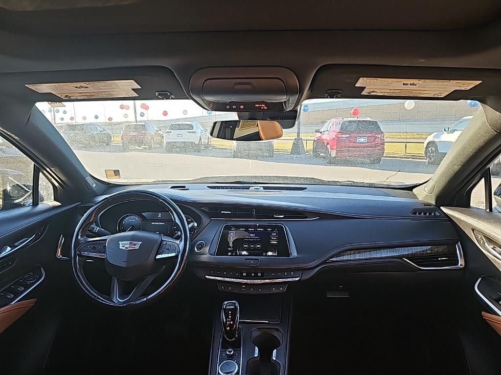 used 2020 Cadillac XT4 car, priced at $24,997
