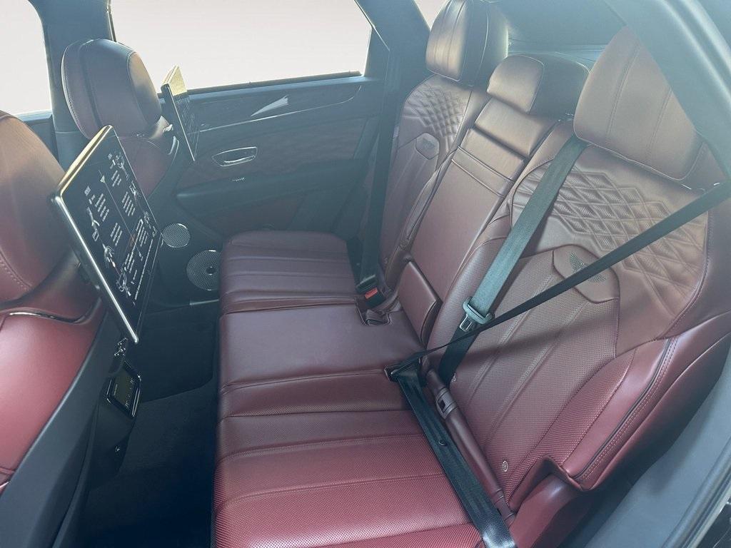 new 2025 Bentley Bentayga car, priced at $275,870