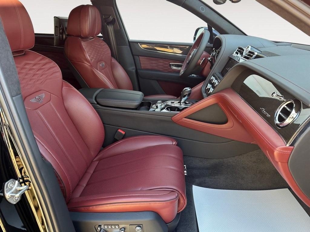 new 2025 Bentley Bentayga car, priced at $275,870