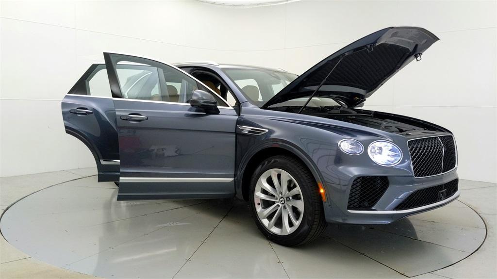 new 2024 Bentley Bentayga car, priced at $232,095