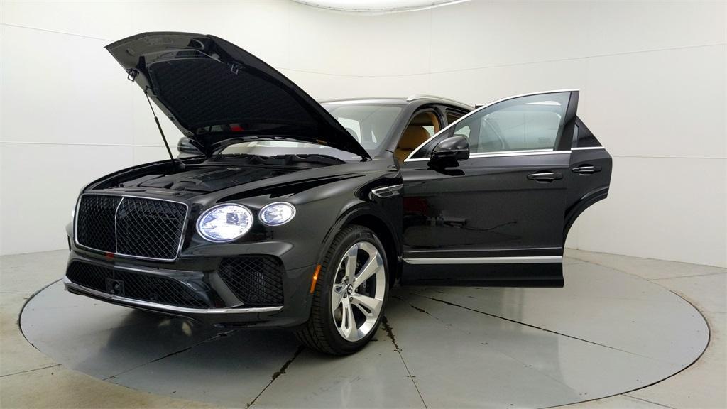 new 2024 Bentley Bentayga Hybrid car, priced at $242,085