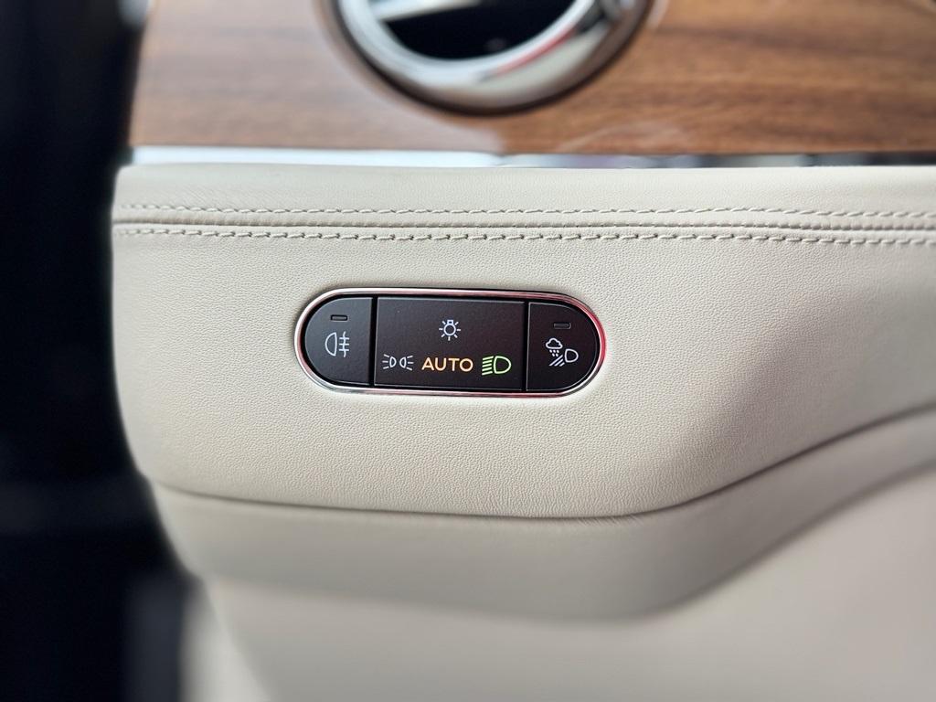 new 2025 Bentley Bentayga car, priced at $278,000