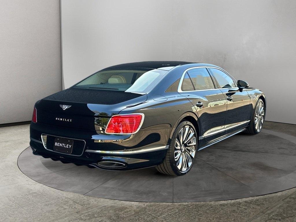 new 2025 Bentley Flying Spur car, priced at $319,095