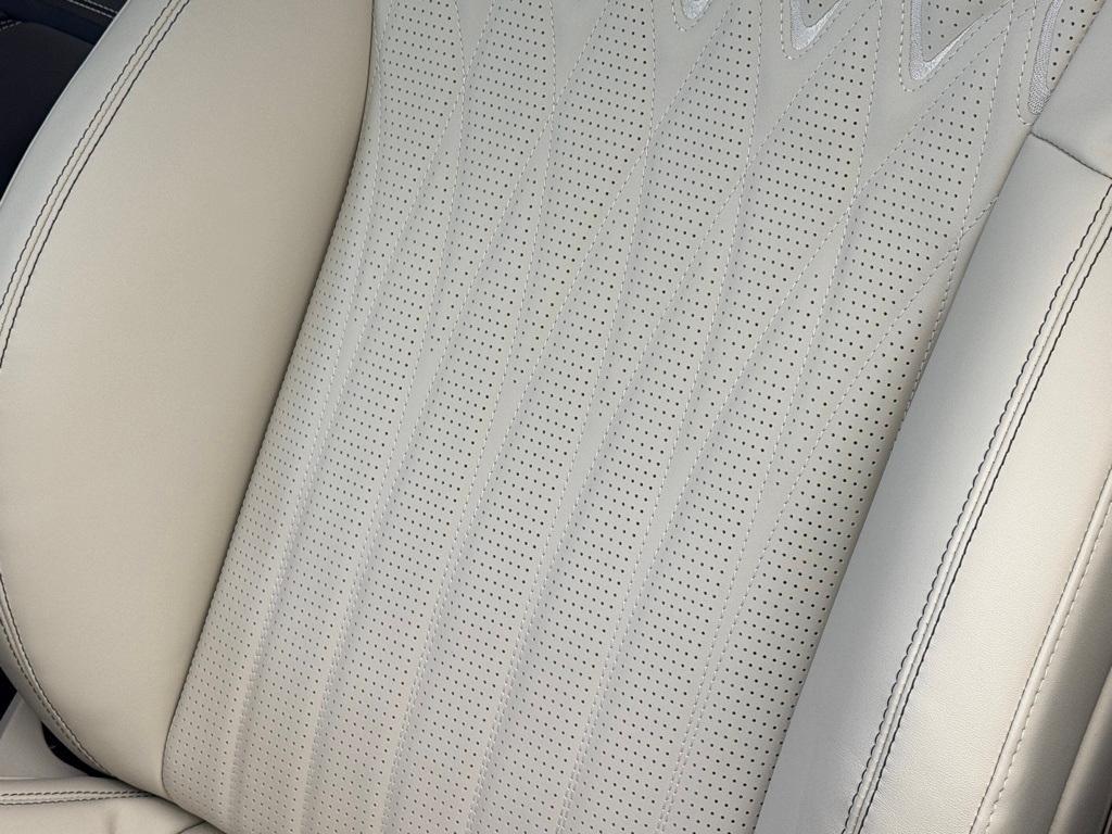 new 2026 Bentley Flying Spur car, priced at $337,475