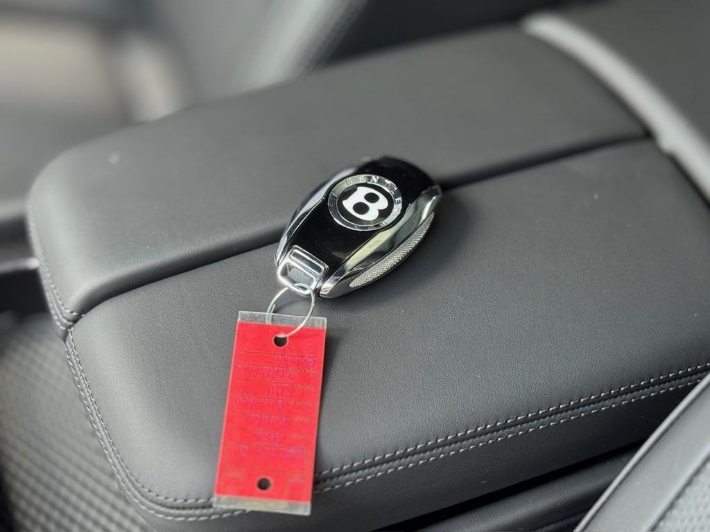 new 2025 Bentley Bentayga car, priced at $287,460