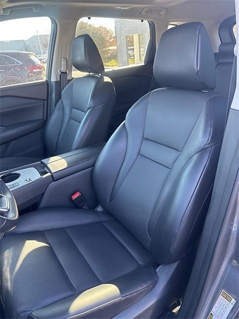 used 2022 Nissan Rogue car, priced at $21,995