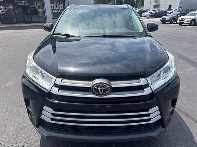 used 2017 Toyota Highlander car, priced at $24,495