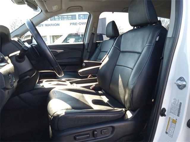 used 2021 Honda Pilot car, priced at $28,950