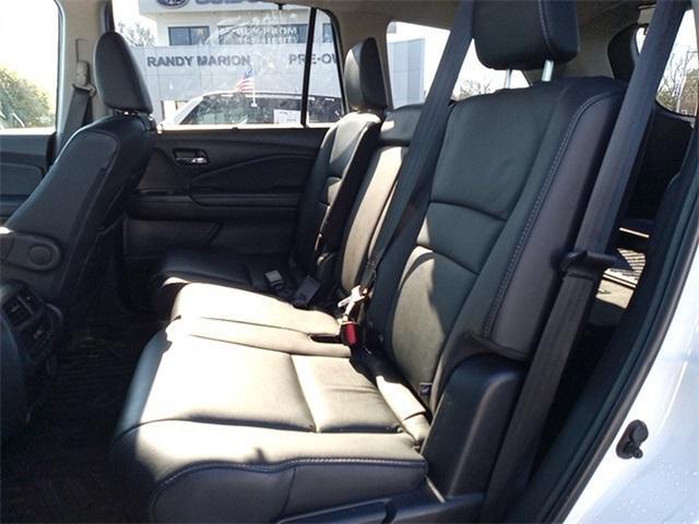 used 2021 Honda Pilot car, priced at $28,950