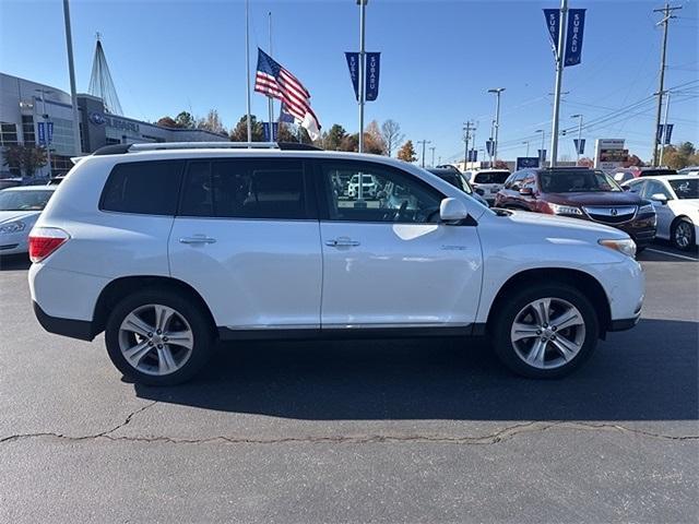 used 2013 Toyota Highlander car, priced at $14,995