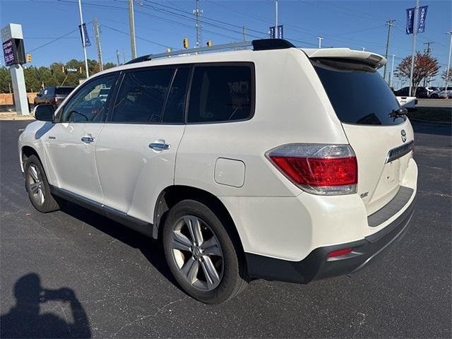 used 2013 Toyota Highlander car, priced at $14,995