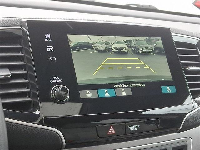 used 2021 Honda Pilot car, priced at $28,995