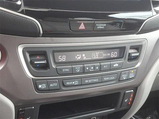 used 2021 Honda Pilot car, priced at $28,995