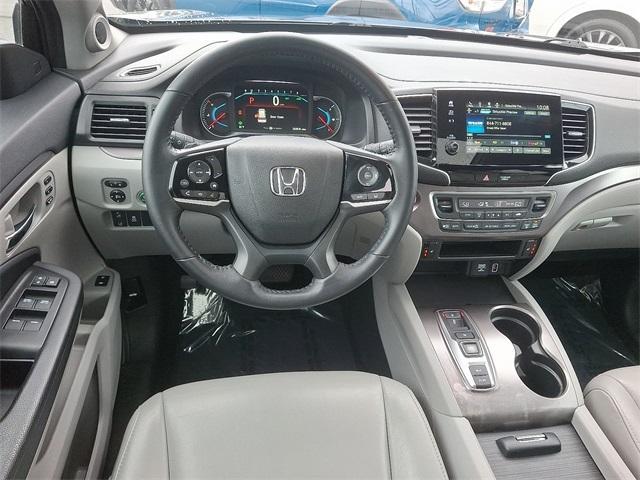 used 2021 Honda Pilot car, priced at $28,995