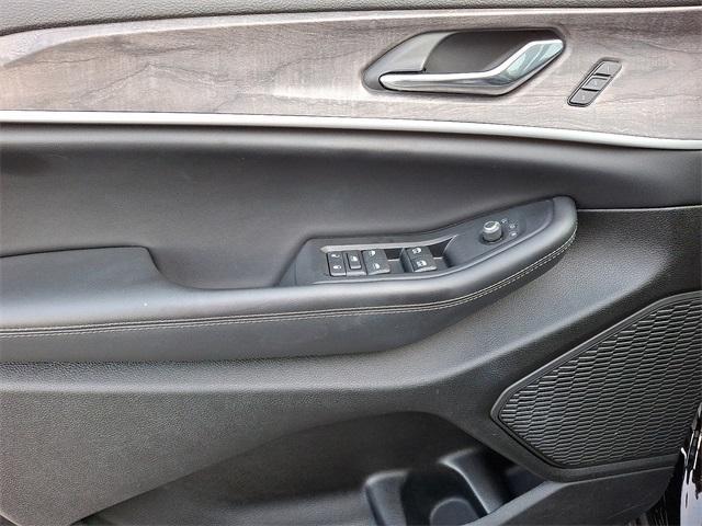 used 2024 Jeep Grand Cherokee L car, priced at $39,585