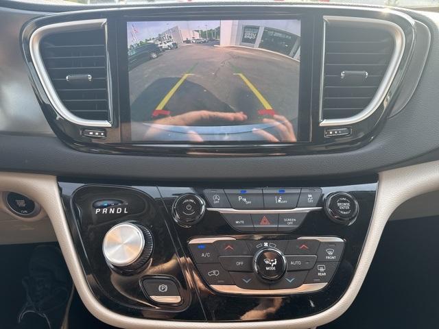 used 2024 Chrysler Pacifica car, priced at $32,980