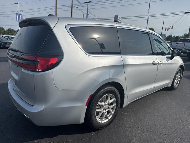used 2024 Chrysler Pacifica car, priced at $32,980