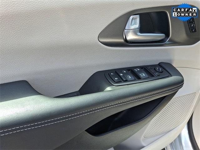 used 2024 Chrysler Pacifica car, priced at $29,995