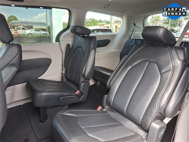 used 2024 Chrysler Pacifica car, priced at $29,995
