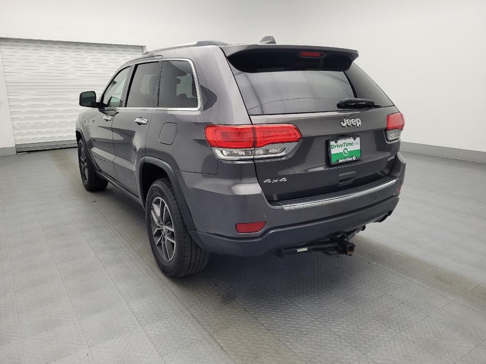 used 2018 Jeep Grand Cherokee car, priced at $19,195