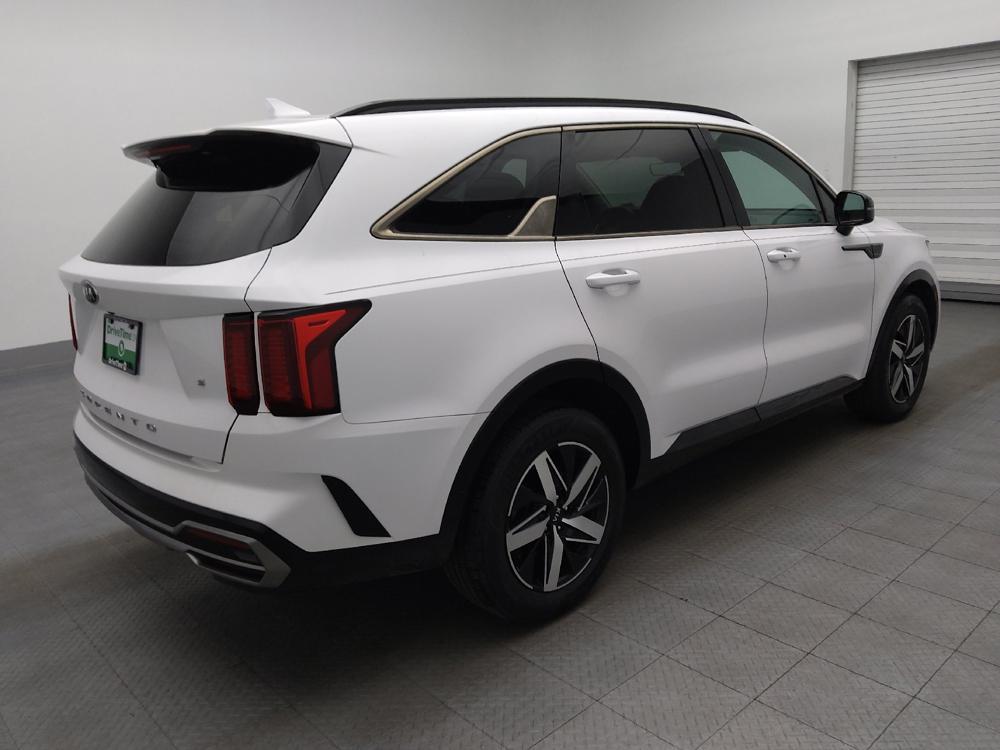used 2021 Kia Sorento car, priced at $22,395