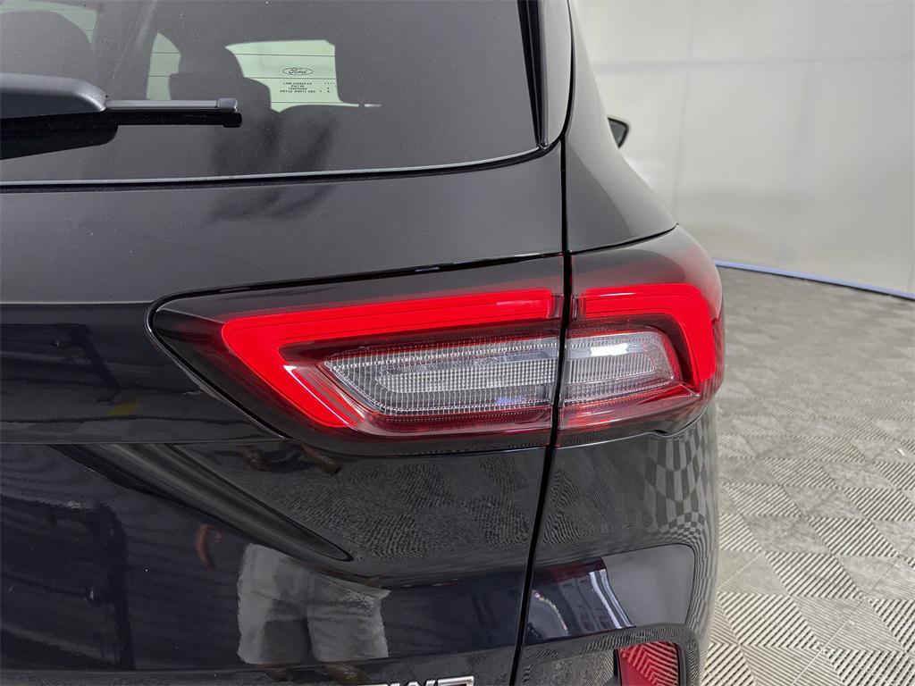 new 2025 Ford Escape car, priced at $30,499