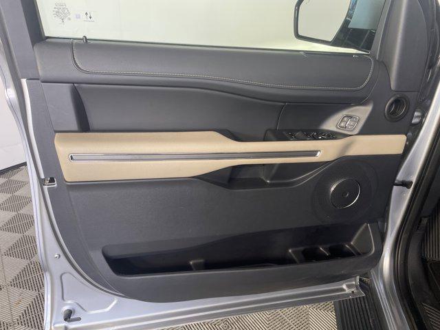 used 2024 Ford Expedition car, priced at $49,989