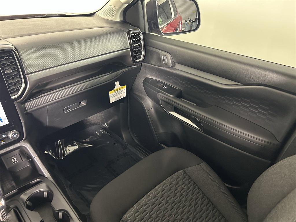 new 2025 Ford Ranger car, priced at $38,459