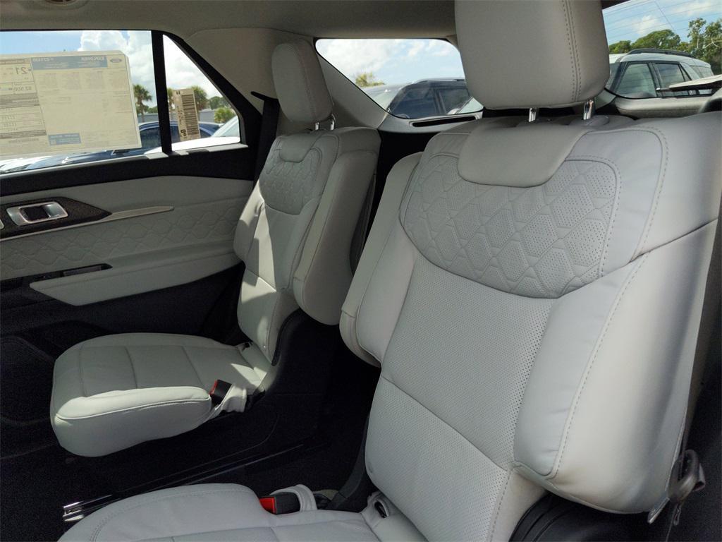 new 2025 Ford Explorer car, priced at $61,995