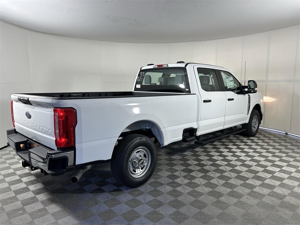 new 2025 Ford F-350 car, priced at $56,560