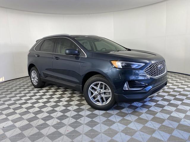 new 2024 Ford Edge car, priced at $35,178