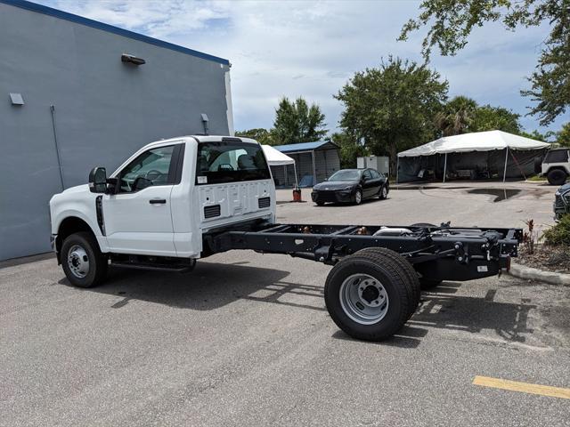 new 2025 Ford F-350 car, priced at $58,540