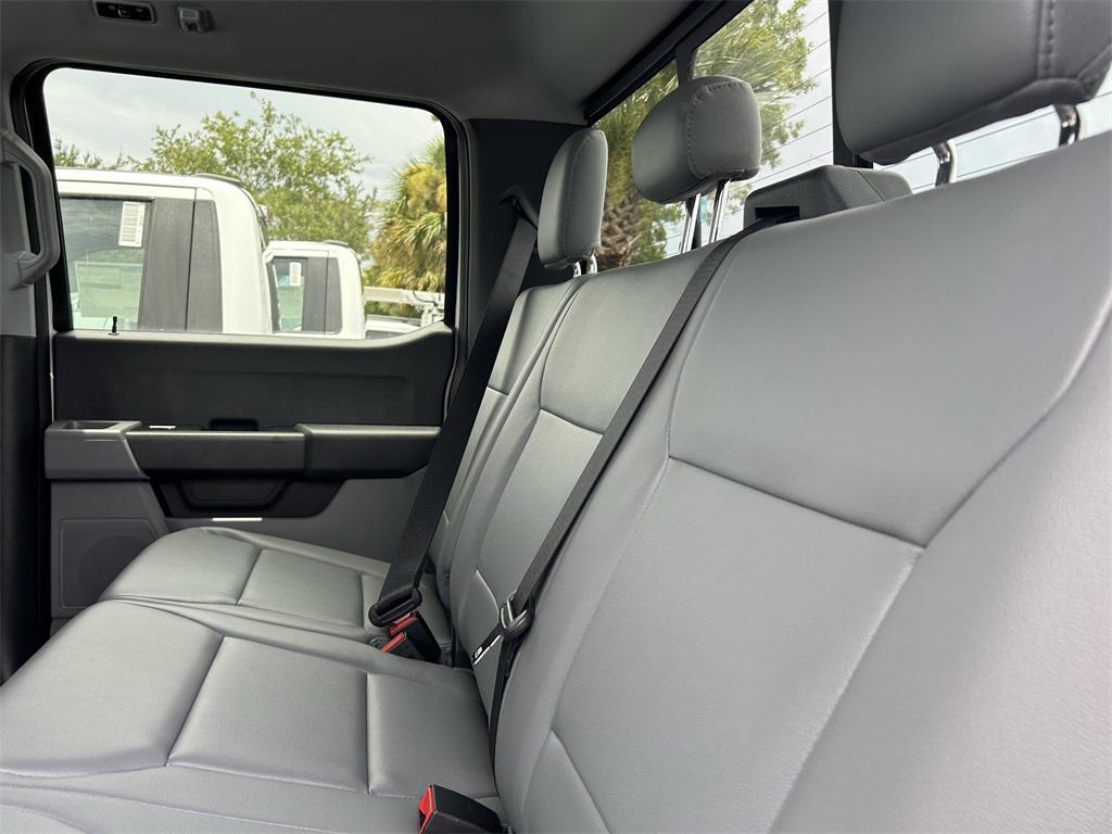 new 2025 Ford F-350 car, priced at $73,155