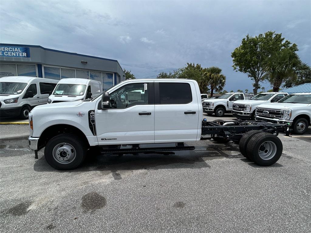 new 2025 Ford F-350 car, priced at $73,155