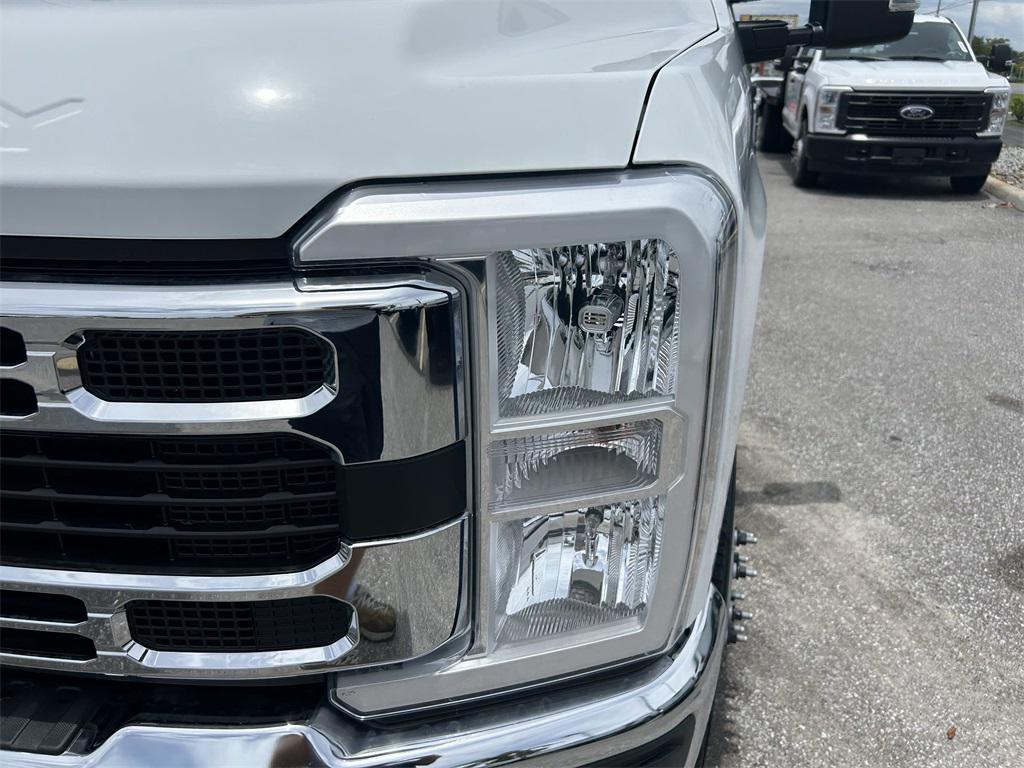 new 2025 Ford F-350 car, priced at $73,155