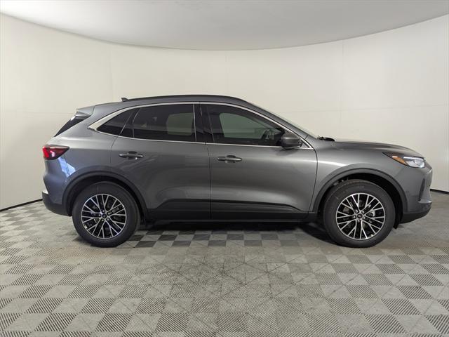 new 2025 Ford Escape PHEV car, priced at $31,574