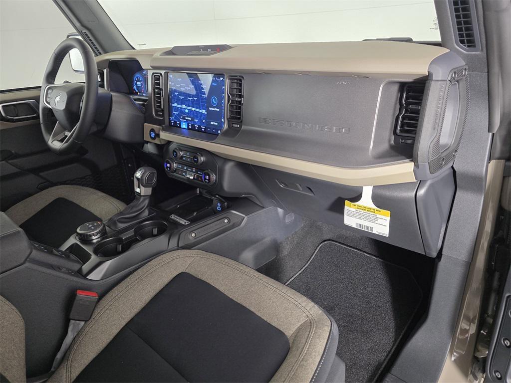 new 2025 Ford Bronco car, priced at $50,413