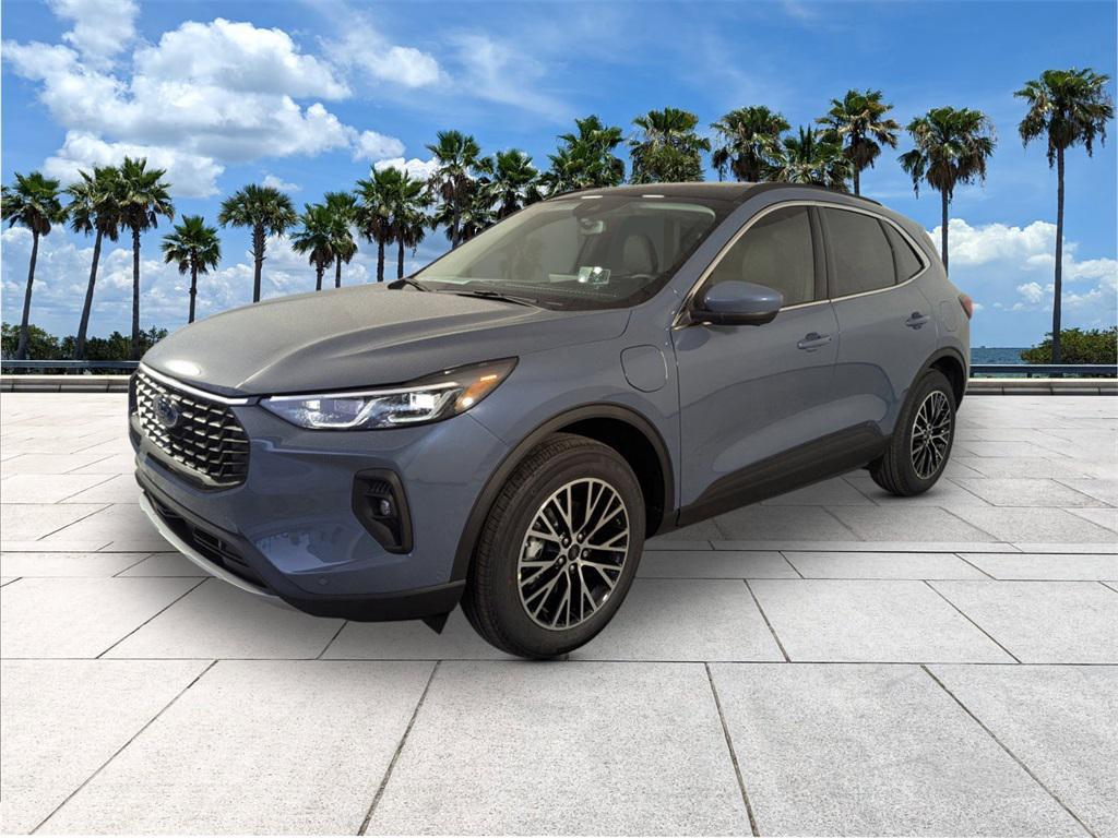 new 2025 Ford Escape PHEV car, priced at $31,000