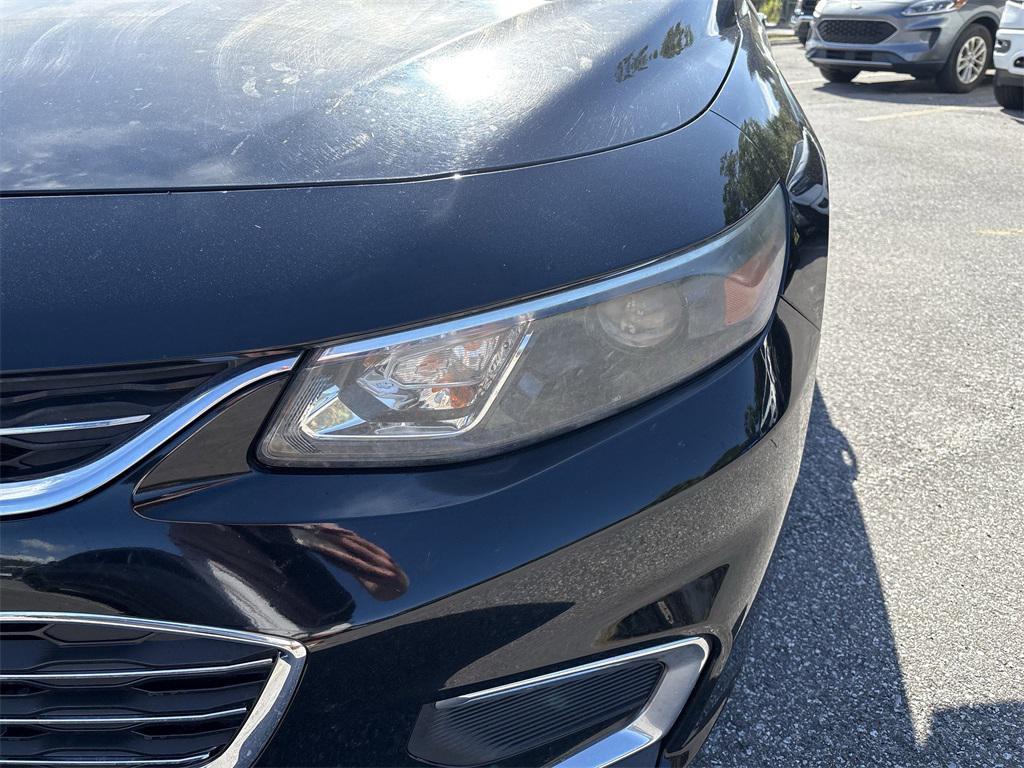 used 2018 Chevrolet Malibu car, priced at $9,992