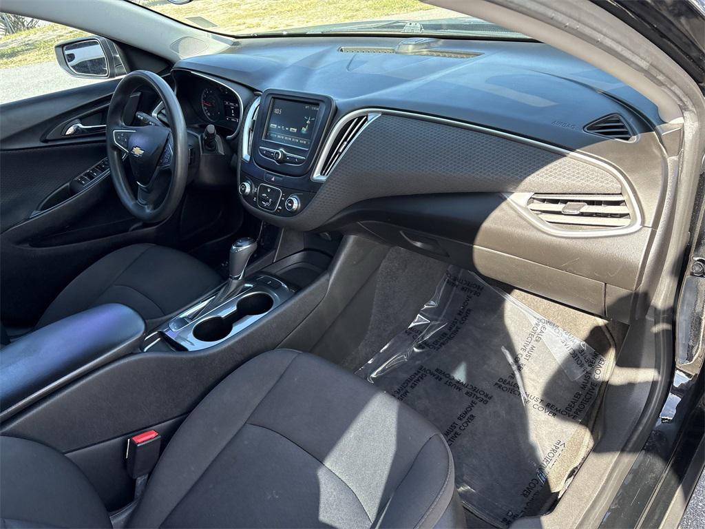 used 2018 Chevrolet Malibu car, priced at $9,992