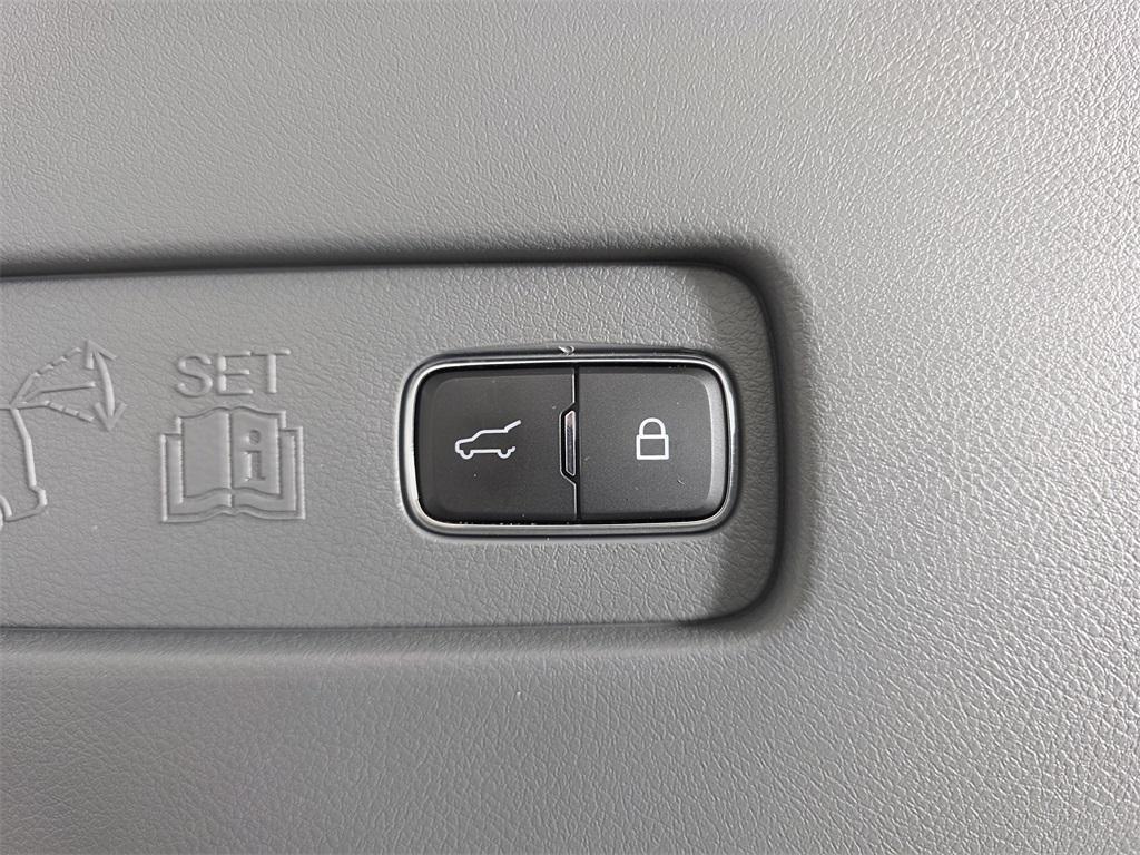 used 2020 Lincoln Aviator car, priced at $30,694
