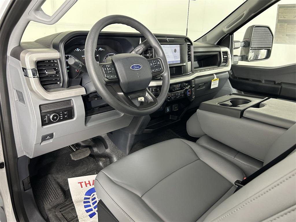 new 2025 Ford F-250 car, priced at $43,799