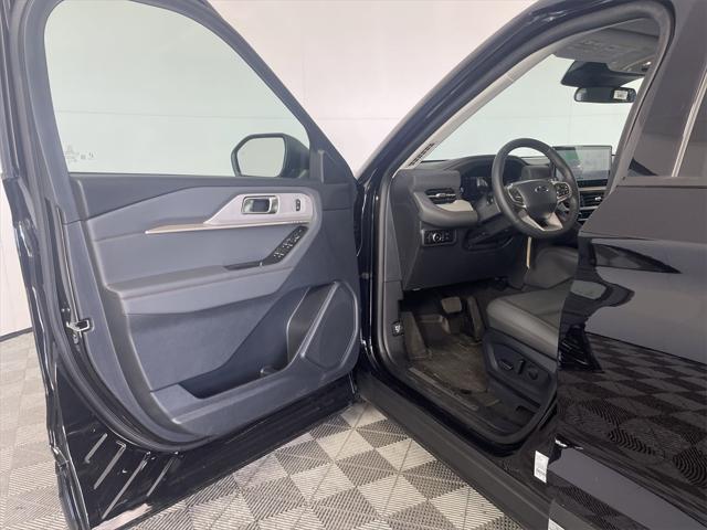 new 2025 Ford Explorer car, priced at $42,760