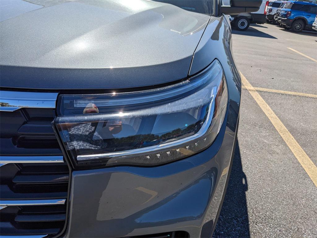 new 2026 Ford Explorer car, priced at $41,244