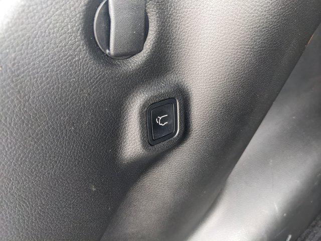 used 2022 Jeep Compass car, priced at $17,293