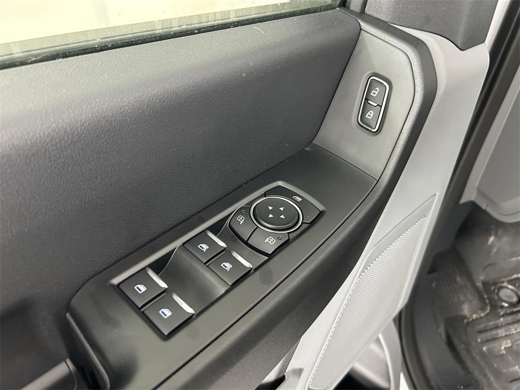 new 2025 Ford F-250 car, priced at $48,995