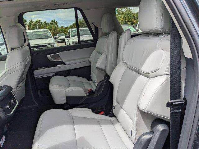 new 2025 Ford Expedition Max car, priced at $81,375